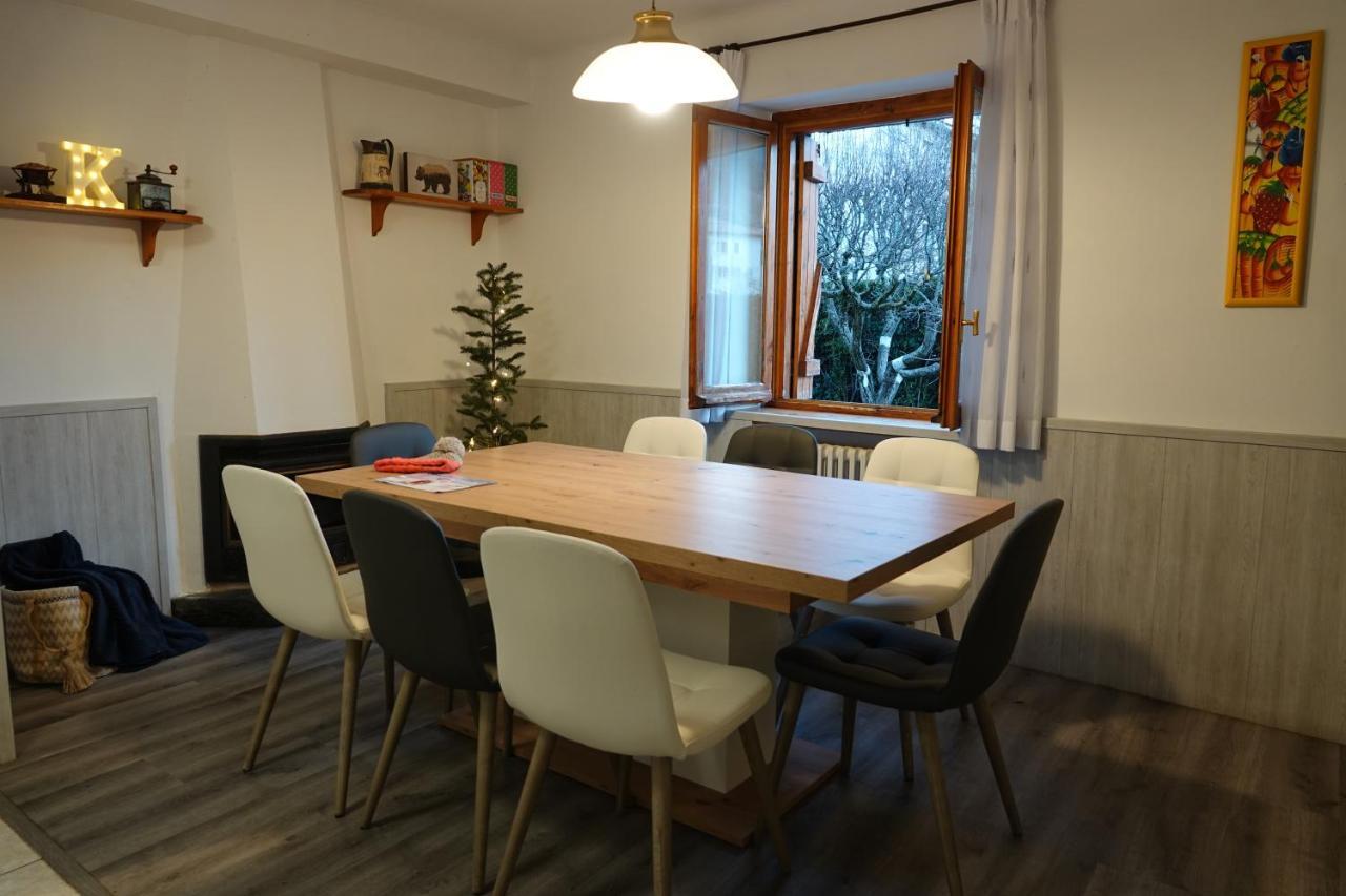 Cirjuana, Casa En El Centro Con Agradable Jardin Y Barbacoa By Pirineos 360 Villa Биескас Екстериор снимка