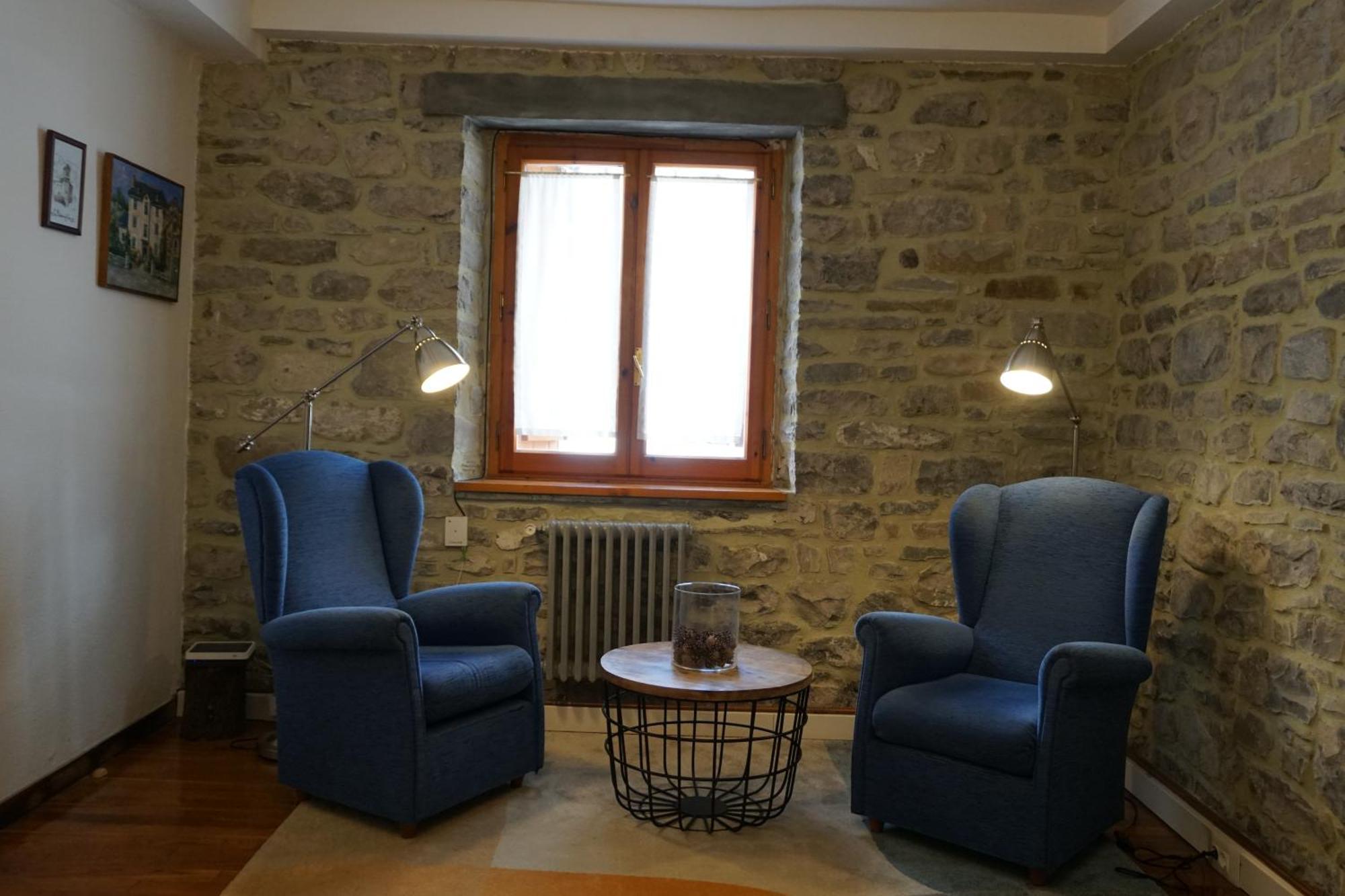 Cirjuana, Casa En El Centro Con Agradable Jardin Y Barbacoa By Pirineos 360 Villa Биескас Екстериор снимка